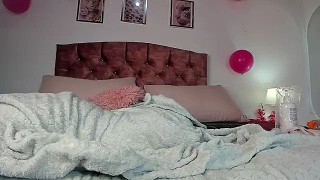 luna_velveth – Naživo XXX chat