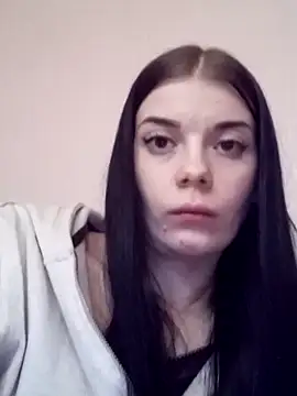 Show modela JhonSHelBy7LuNa na web-kameri