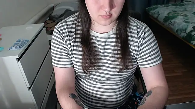 Chat +18 de EvaMiron ao vivo