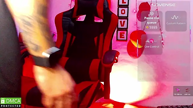 Онлайн чат XXX Diilanhott