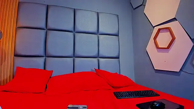 CORAL_FOX Live XXX-Chat