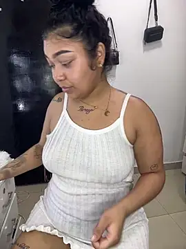 Latin_bigbuttn Live XXX chat