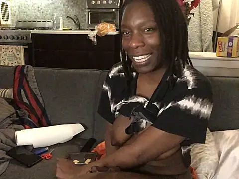 littyleesh1's Webcam Show