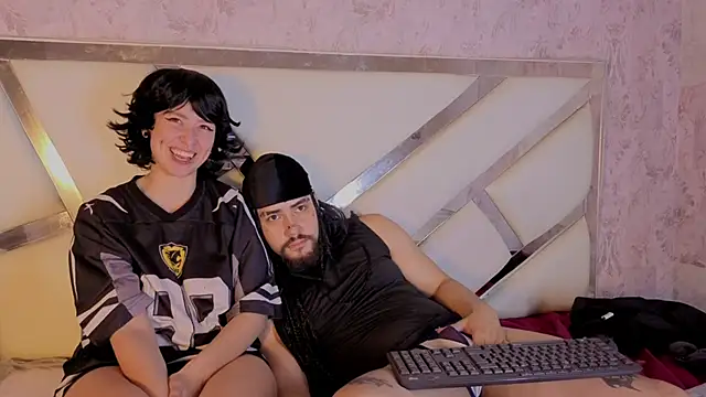 Chat XXX en directo de Benny_and_Mark