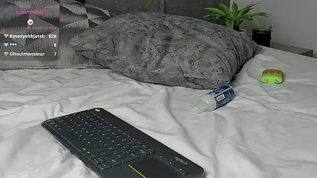 Czat XXX na żywo – Alejandroo_Montenegro