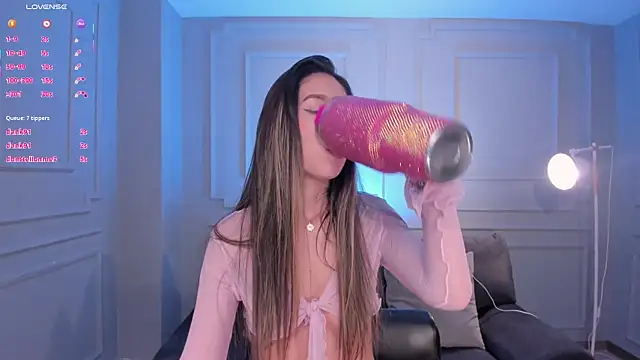 دردشة TaraLawrence الجنسية المباشرة