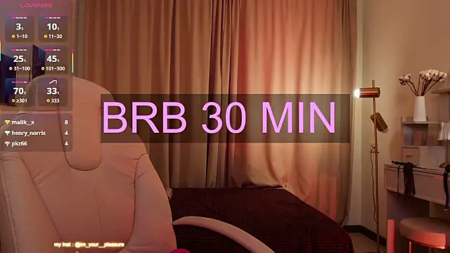 Michela_Fruet élő XXX-chatje