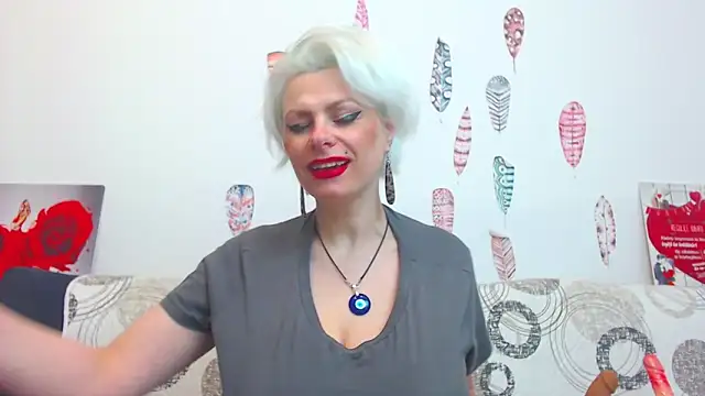 Playful_Goldie_WOW__のライブXXXチャット