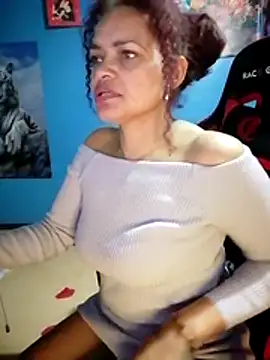 Chat +18 de Helensex1 ao vivo