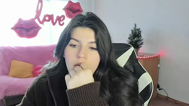 KisaModel's Live XXX Chat