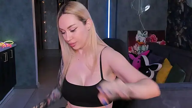 Blckmirrorr Chat XXX in diretta