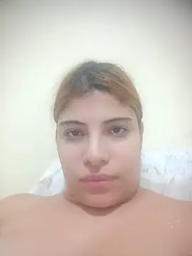 XXX chat uživo modela Rodrigues99