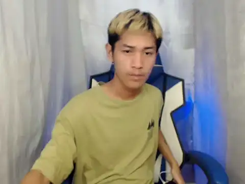 riks_tyler Live XXX Chat