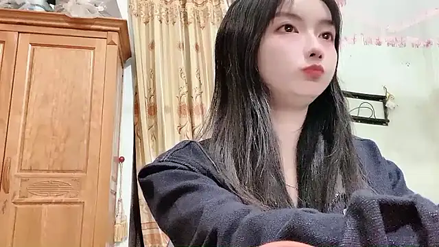 Czat XXX na żywo – Nery_Asian