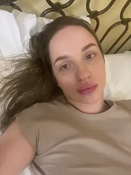 EdnaBradley – Naživo XXX chat