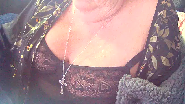 Playful_MILF_Demi's Live XXX Chat