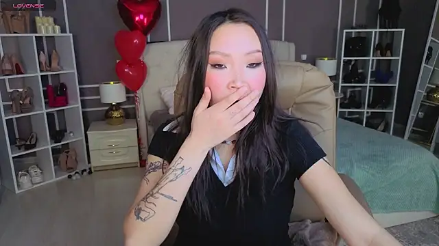 ElinaMotion – Naživo XXX chat