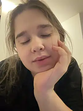 HornyGirlHのウェブカメラショー