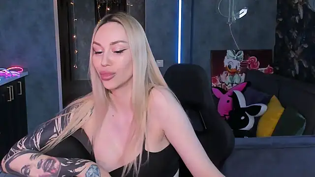 دردشة Blckmirrorr الجنسية المباشرة