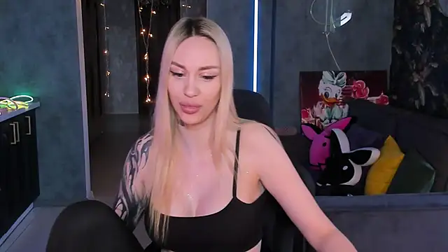 Blckmirrorr Chat XXX in diretta