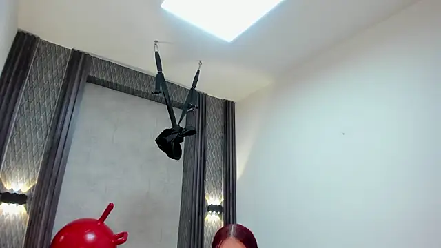 แชท XXX สดของ selene_red_