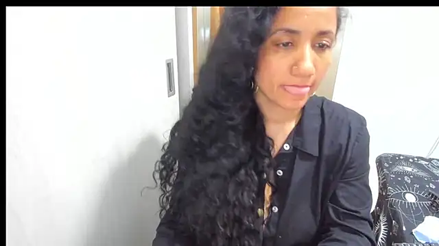 XXX chat uživo modela alaskmiller1