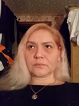 Show modela Minna_Jeannie na web-kameri