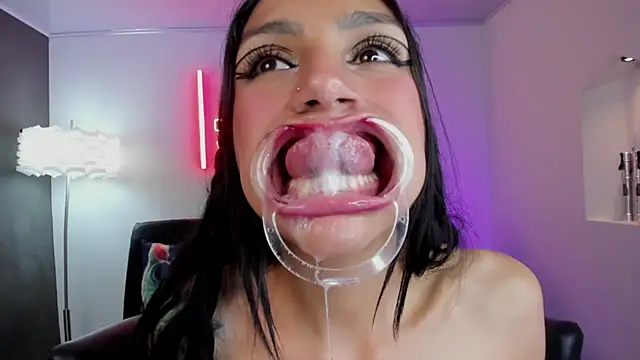 Chat XXX ao vivo de miss___evangeline