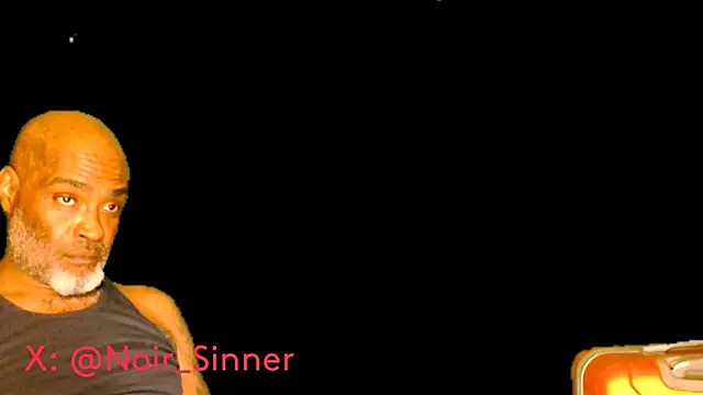 Chat XXX en directo de sinnernoir