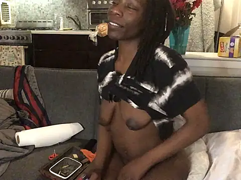 littyleesh1: απευθείας συνομιλία ΧΧΧ