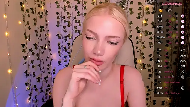 AnyaTaylor_ – Naživo XXX chat