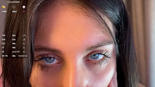 lunawho Chat XXX in diretta