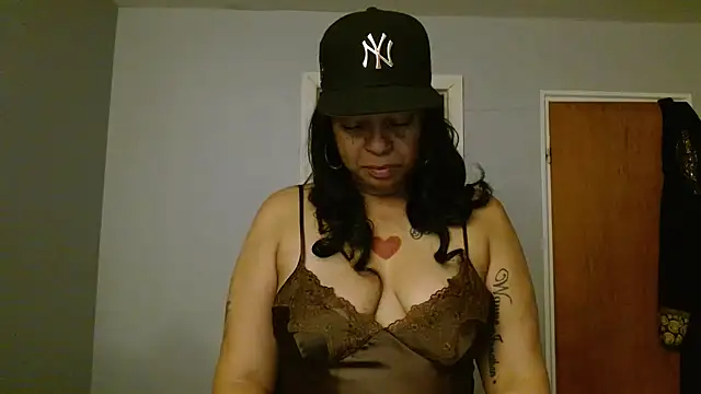 MSweetLindaParks' Webcam Show