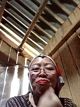 Agnes-baby Adlı Modelin Web Kamerası Şovu