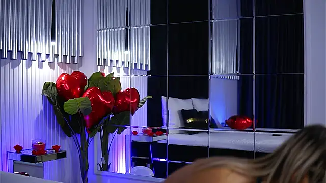 CelesteArden: онлайн-секс-чат