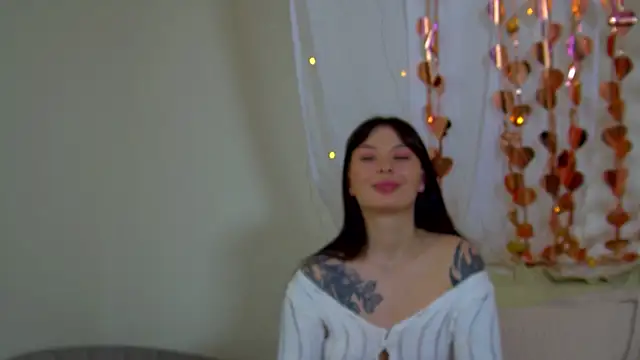 AlexandraBloom 라이브 XXX 채팅