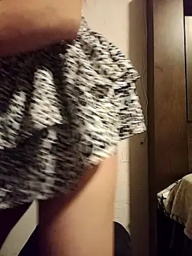 KITTEN-10のライブXXXチャット