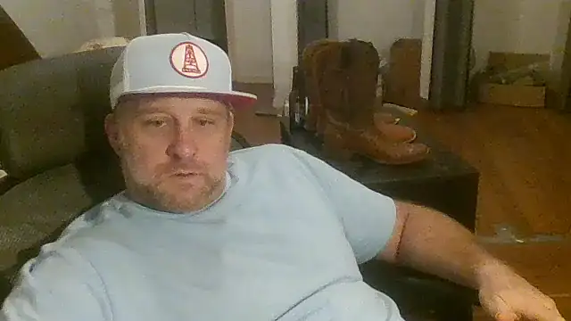 poundyouout69: διαδικτυακό σόου στην κάμερα