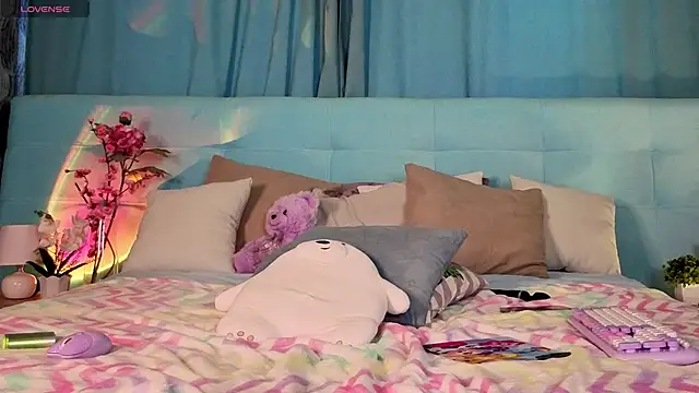 Aurora_Bennet: онлайн-секс-чат