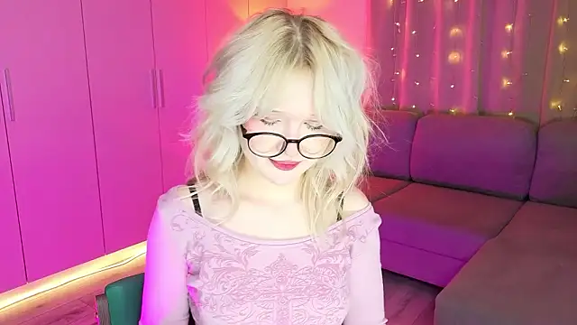 Mary_Piersen Chat XXX in diretta