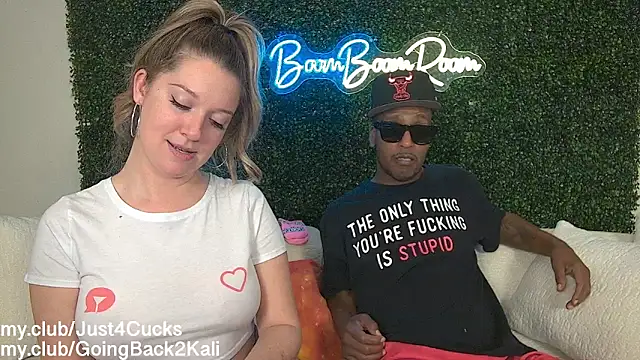 Chatroom XXX en direct de boomboomr00m