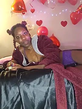 oliviaprettypussy Adlı Modelin Canlı XXX Sohbeti