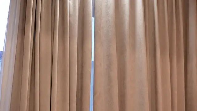 Chatroom XXX en direct de IsabellaMysty