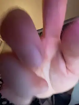 JulietteLatte's Webcam Show