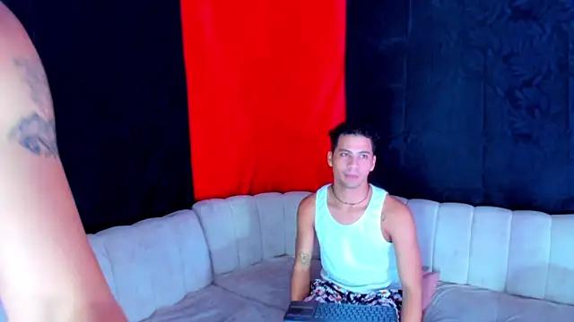 Chat XXX en directo de Peter_boys_1