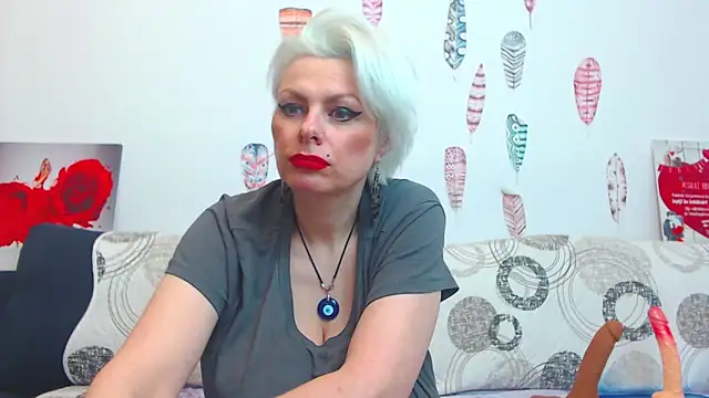 Онлайн чат XXX Playful_Goldie_WOW__