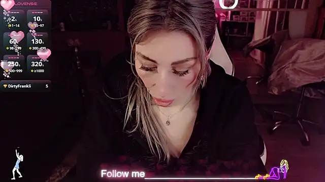 AnnieGOld_ Live XXX-Chat