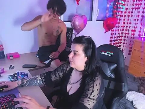 Seth_Molly élő XXX-chatje