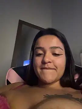 Manu_2002_ – Naživo XXX chat