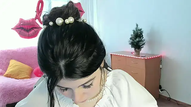 KisaModel: απευθείας συνομιλία ΧΧΧ